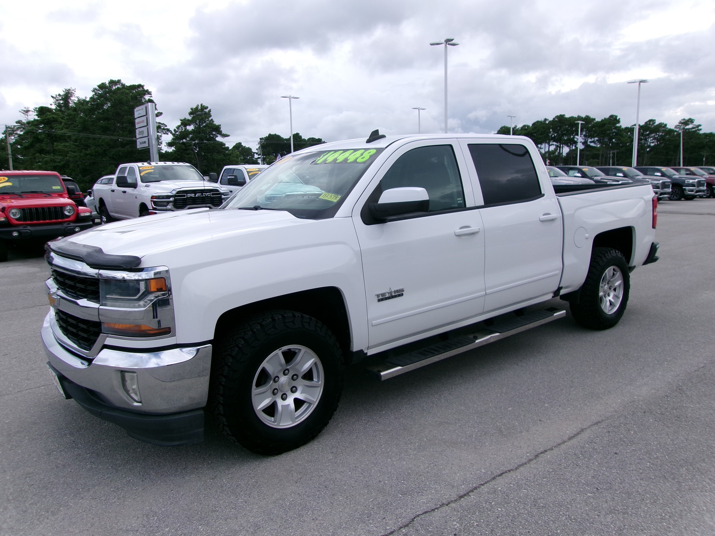 chevrolet silverado 1500 2017 3GCPCREH3HG354322 image chevrolet silverado 1500 2017 3GCPCREH3HG354322 image
